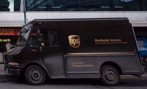 اينفاي هواپيما UPS حمل و نقل بين المللي از گوانگژو چين به كانادا